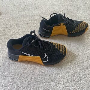 Nike men’s Metcons